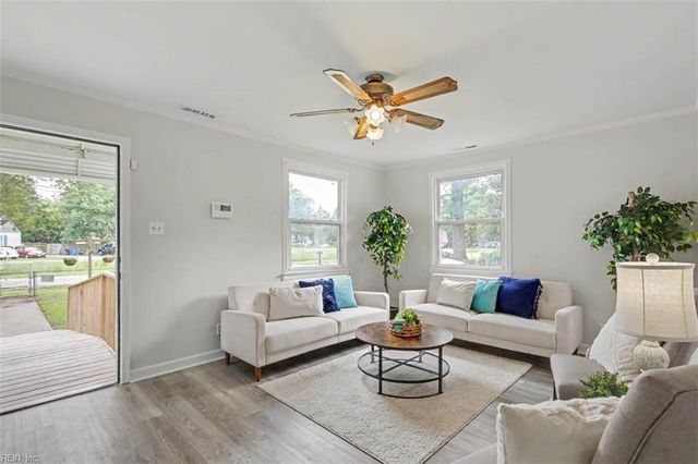 117 Beaton DR, Portsmouth, VA 23701