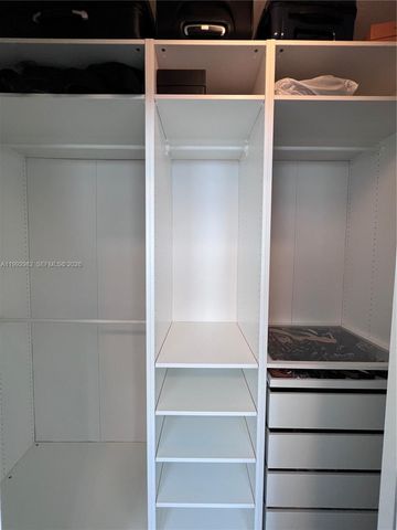 450 NE 2nd Ave 5, Fort Lauderdale, FL 33301