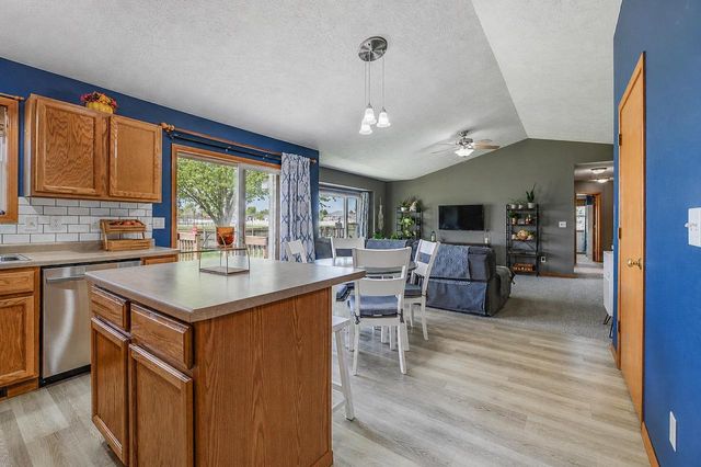 195 6th Street, Evansville, WI 53536