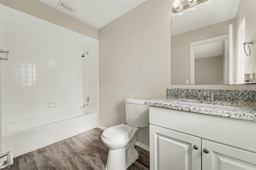 Image 10 of property listing at 1822 JASPER DRIVE, Orlando, FL 32807