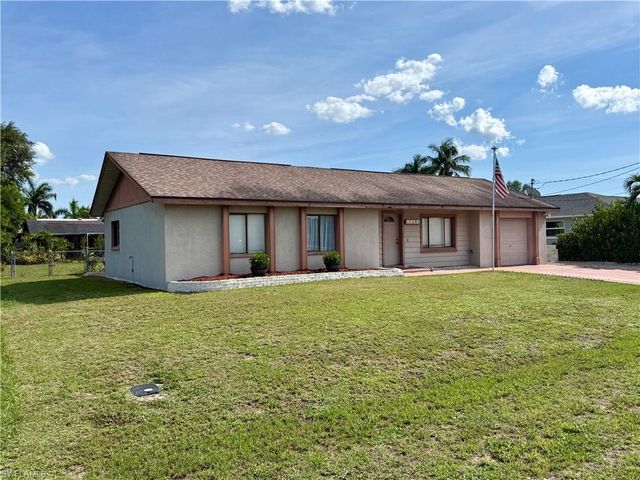 1204 SE 15th ST, Cape Coral, FL 33990