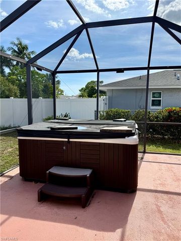 1204 SE 15th ST, Cape Coral, FL 33990