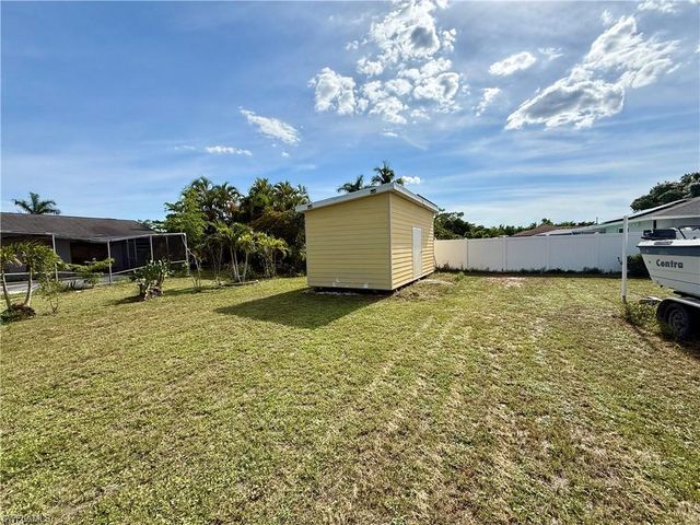 1204 SE 15th ST, Cape Coral, FL 33990