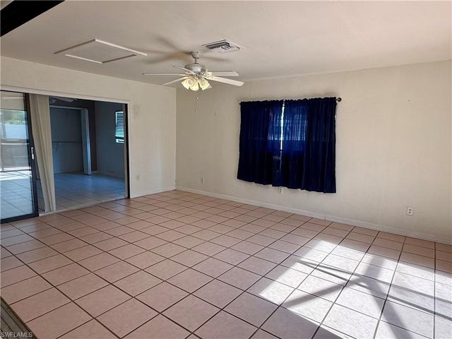 1204 SE 15th ST, Cape Coral, FL 33990