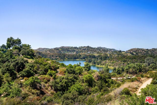 16643 Nanberry Road, Encino (los Angeles), CA 91436