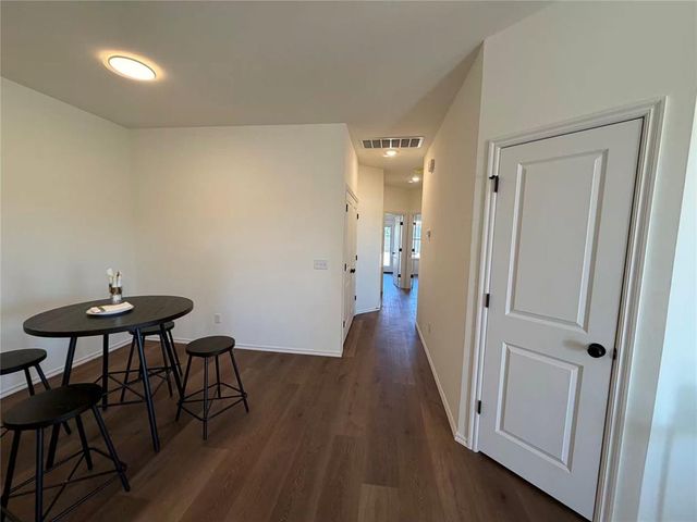 211 Mason Court, Yukon, OK 73099