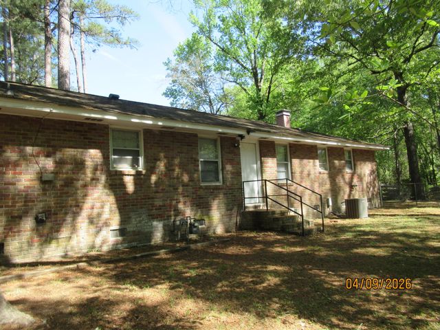 523 Colonial Drive, Sumter, SC 29150