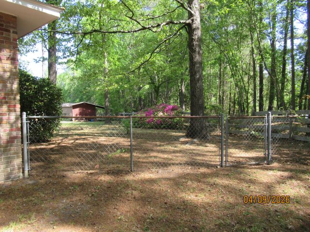 523 Colonial Drive, Sumter, SC 29150