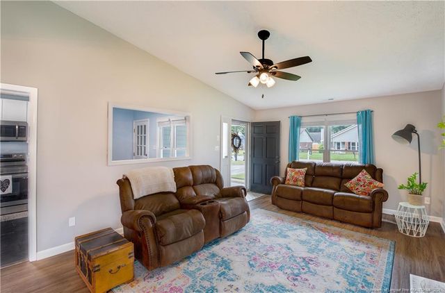 5586 Quietwood Place, Fayetteville, NC 28304