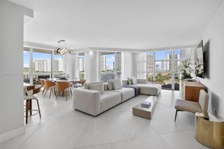 1000 W Island Boulevard 1009, Aventura, FL 33160