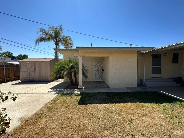 200 Western Drive, Bakersfield, CA 93309