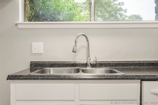 8340 E 23rd Street, Tulsa, OK 74129