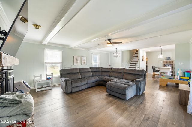 2630 Cedar Pointe Rd, La Grange, KY 40031