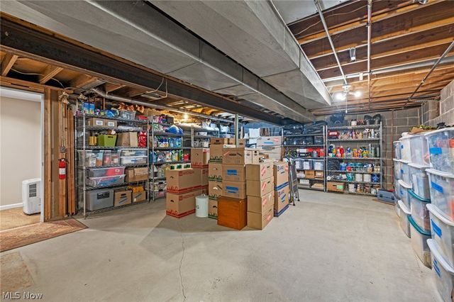 560 Marvis Drive, Bay Village, OH 44140