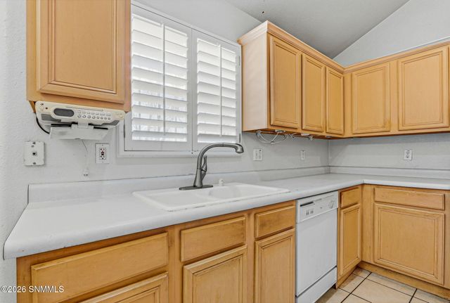 106 Torrey Pines Drive, Santa Teresa, NM 88008