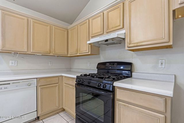 106 Torrey Pines Drive, Santa Teresa, NM 88008