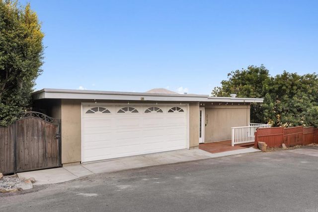 3745 Fenwick Drive, Spring Valley, CA 91977