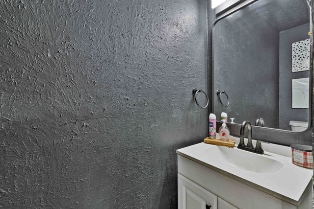 4904 Rollingwood Court, Garland, TX 75043