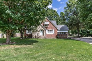 7920 Newburgh Road, Evansville, IN 47715