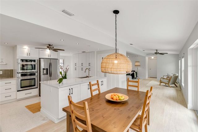 5107 SAINT ALBANS AVENUE, Sarasota, FL 34242