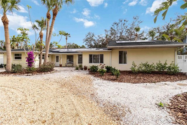 5107 SAINT ALBANS AVENUE, Sarasota, FL 34242