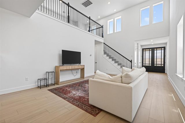 4333 Avron Drive, Stafford, TX 77477