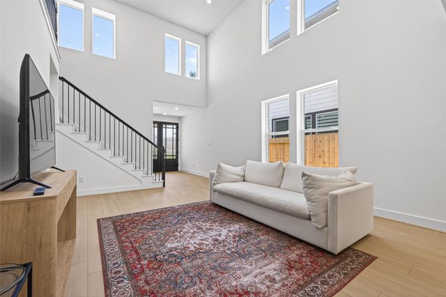 4333 Avron Drive, Stafford, TX 77477