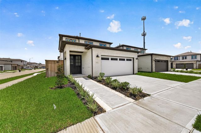 4333 Avron Drive, Stafford, TX 77477