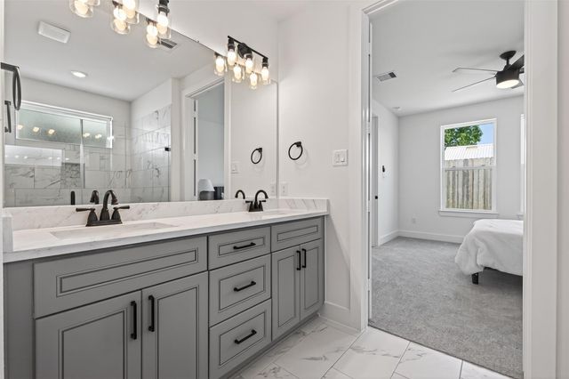 4333 Avron Drive, Stafford, TX 77477