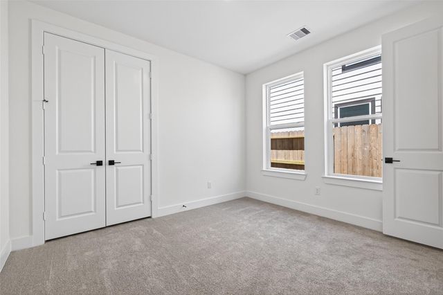 4333 Avron Drive, Stafford, TX 77477