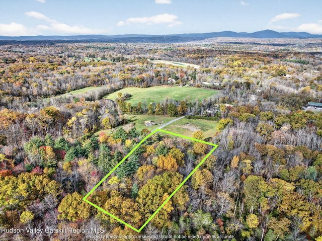 59 Aqueduct Way, High Falls, NY 12440