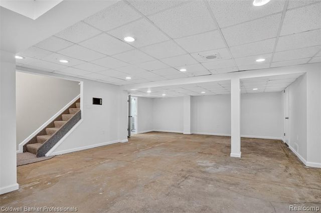 32754 Barclay Square 20, Warren, MI 48093