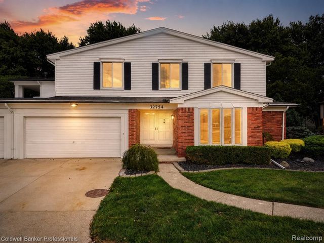 32754 Barclay Square 20, Warren, MI 48093