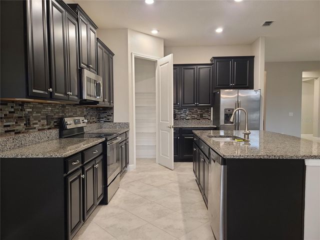 11708 NAVAJO SANDSTONE STREET, Riverview, FL 33579