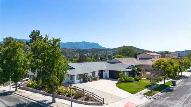 52 Sandra Court, Newbury Park, CA 91320