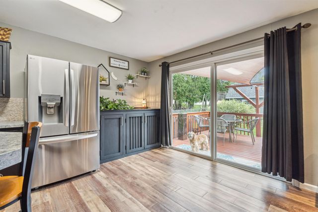 1022 Hilltop Road, Waterloo, IA 50701