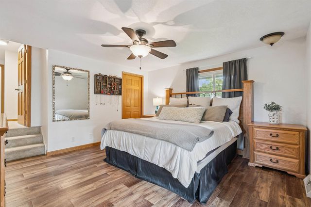 1022 Hilltop Road, Waterloo, IA 50701