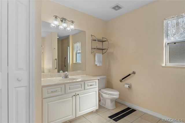 1380 E Silver Thorn Loop, Hernando, FL 34442