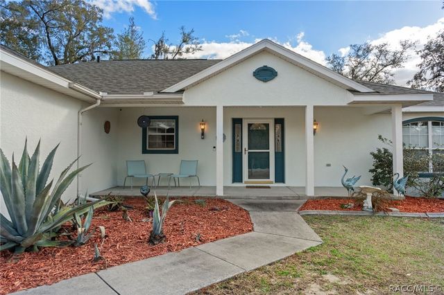 1380 E Silver Thorn Loop, Hernando, FL 34442