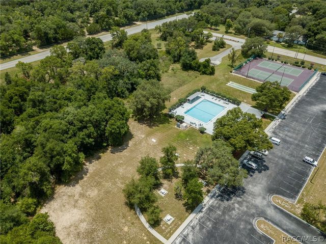 1380 E Silver Thorn Loop, Hernando, FL 34442