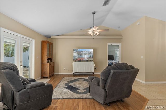 1380 E Silver Thorn Loop, Hernando, FL 34442