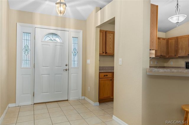 1380 E Silver Thorn Loop, Hernando, FL 34442