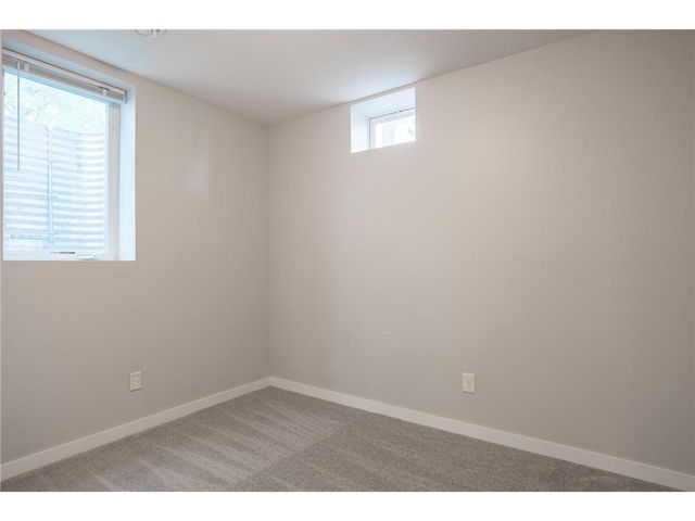 3555 Queen Ave N, Minneapolis, MN 55412