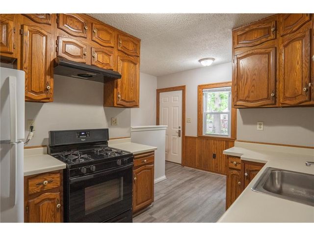 3555 Queen Ave N, Minneapolis, MN 55412