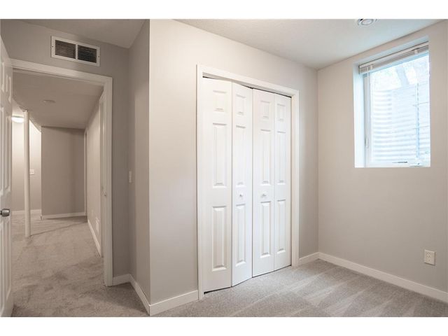 3555 Queen Ave N, Minneapolis, MN 55412