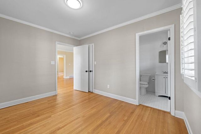 1027 COLONIAL RD, Memphis, TN 38117