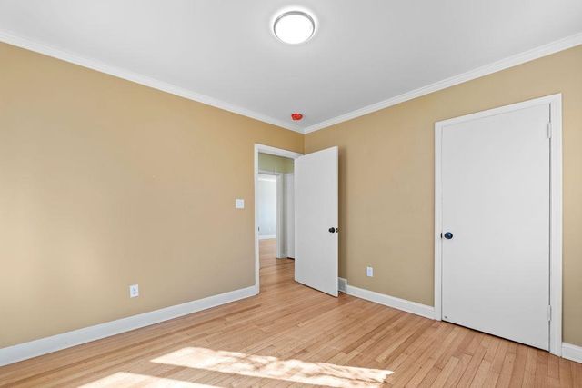 1027 COLONIAL RD, Memphis, TN 38117