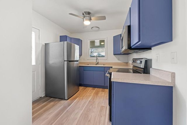 1027 COLONIAL RD, Memphis, TN 38117