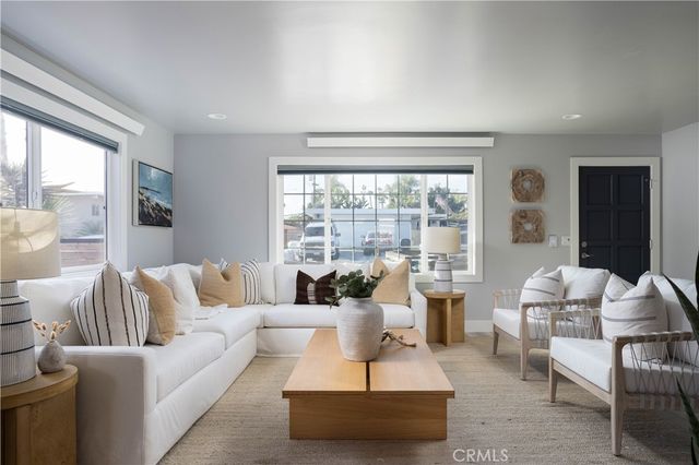 110 Avenida Carmelo, San Clemente, CA 92672