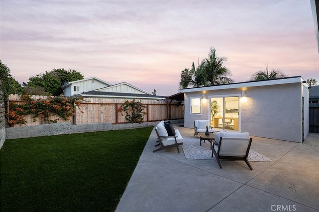 110 Avenida Carmelo, San Clemente, CA 92672